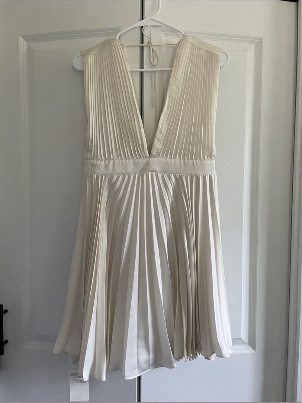 Abercrombie & Fitch Pleated V-Neck Cream Mini Dress